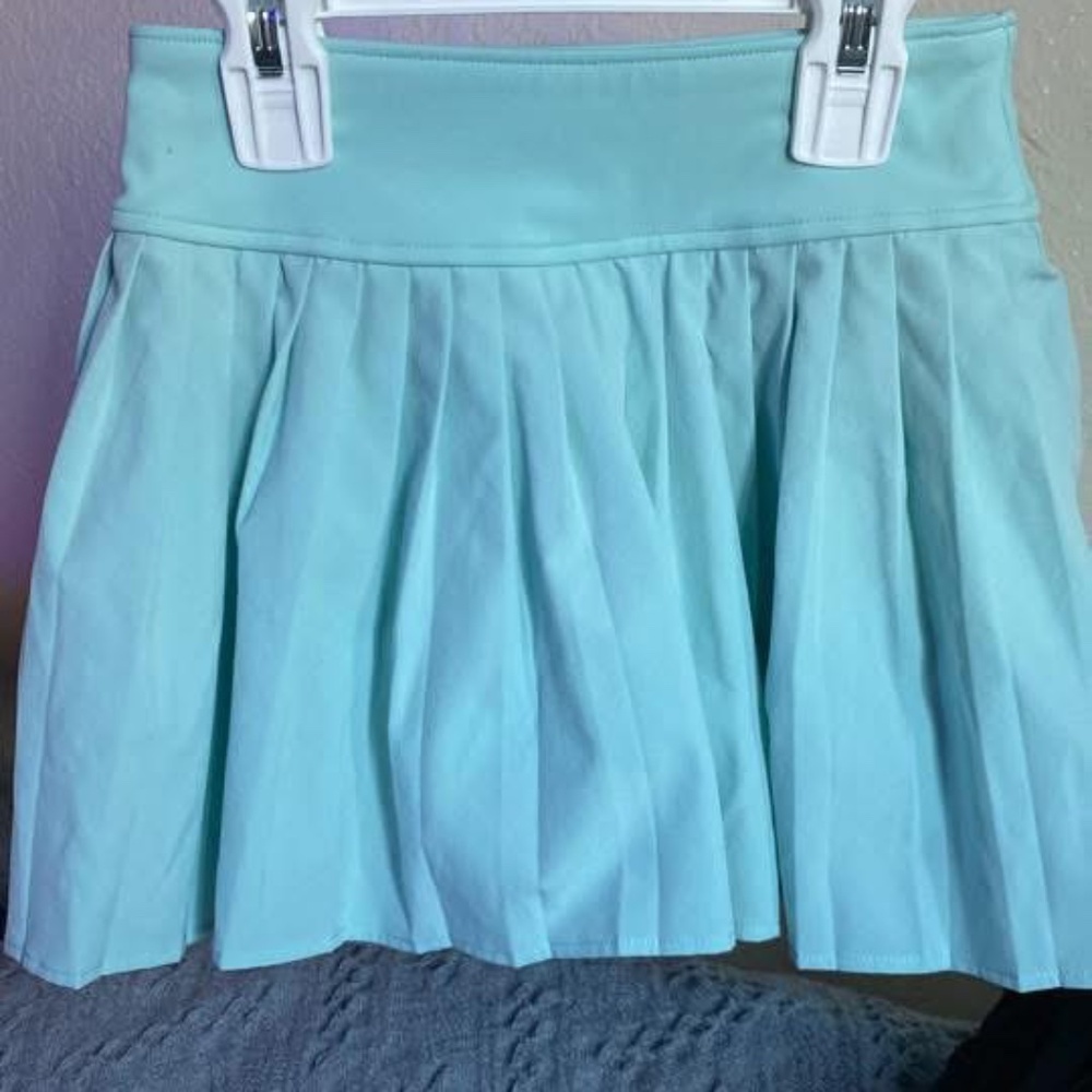 Pleaded skorts